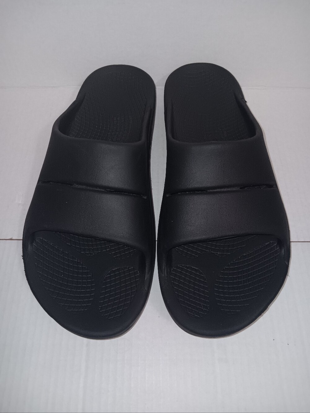 OOFOS OOAHH SLIDE SANDALS BLACK MEN'S SIZE 14 - Picture 1 of 12